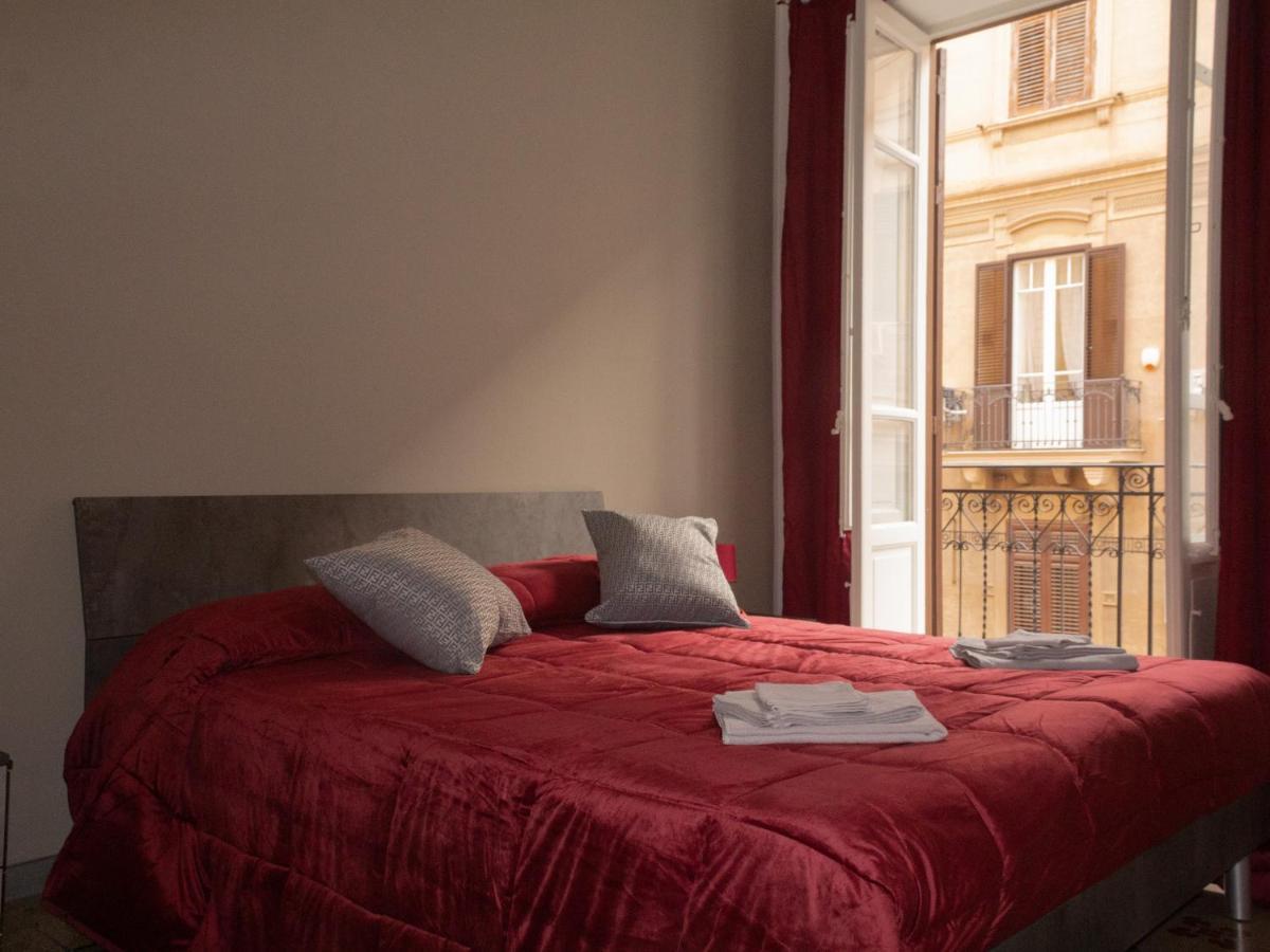 Pacini Deluxe Apartment Palermo Luaran gambar