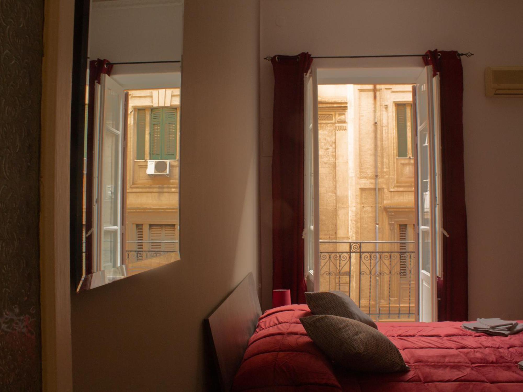 Pacini Deluxe Apartment Palermo Luaran gambar
